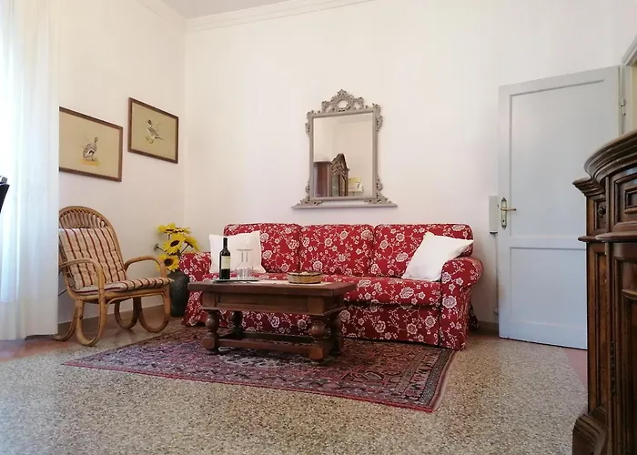 Old 1930 Florencie